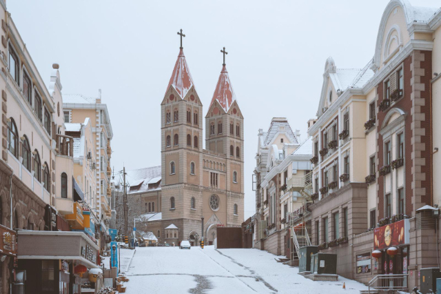 Cathédrale Saint-Michel - Qing Dao Shi | Secret World Trip Planner