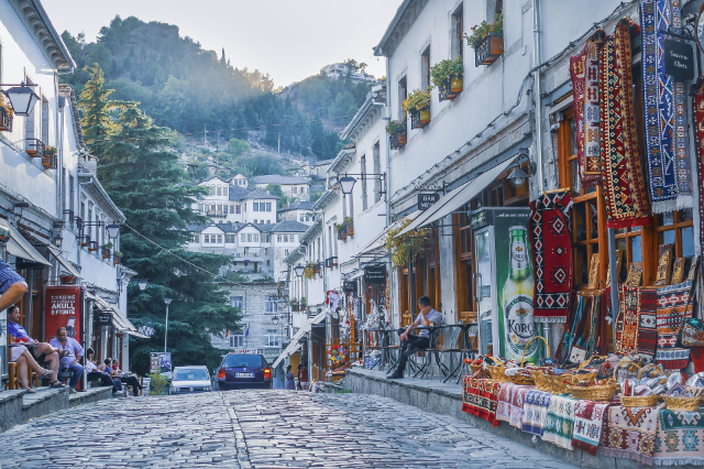 Живописный город Гирокастра - Gjirokastër County | Secret World Trip Planner