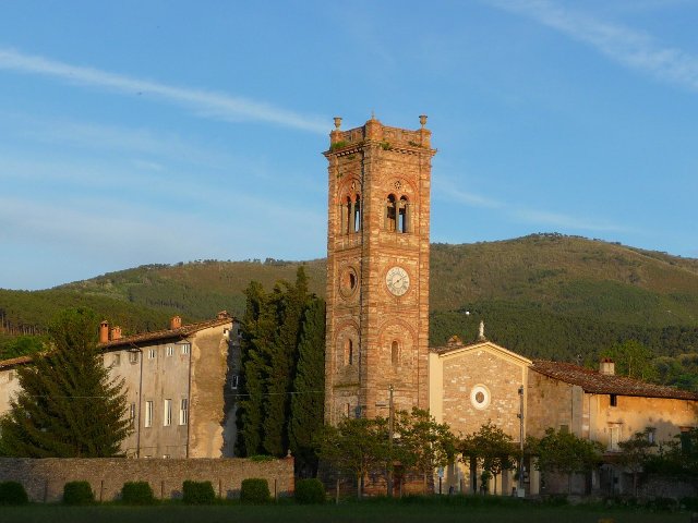Badia di San Bartolomeo дар Кантиньяно - Capannori | Secret World Trip Planner