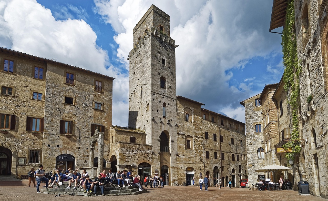 Die Stiftskirche von San Gimignano - San Gimignano | Secret World Trip Planner