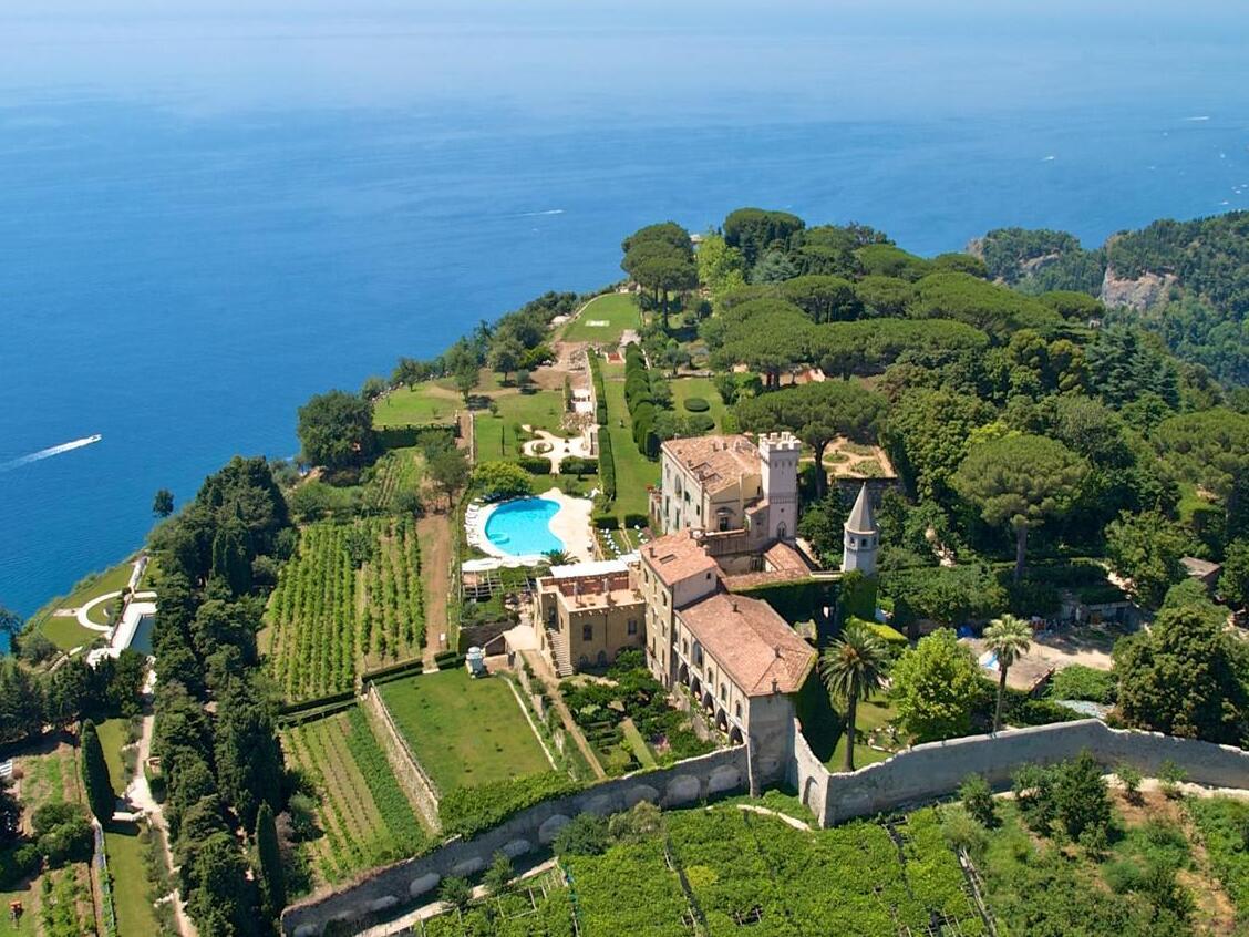Ravello / Hotel Villa Cimbrone : Italijansko Čudo - Ravello | Secret World Trip Planner