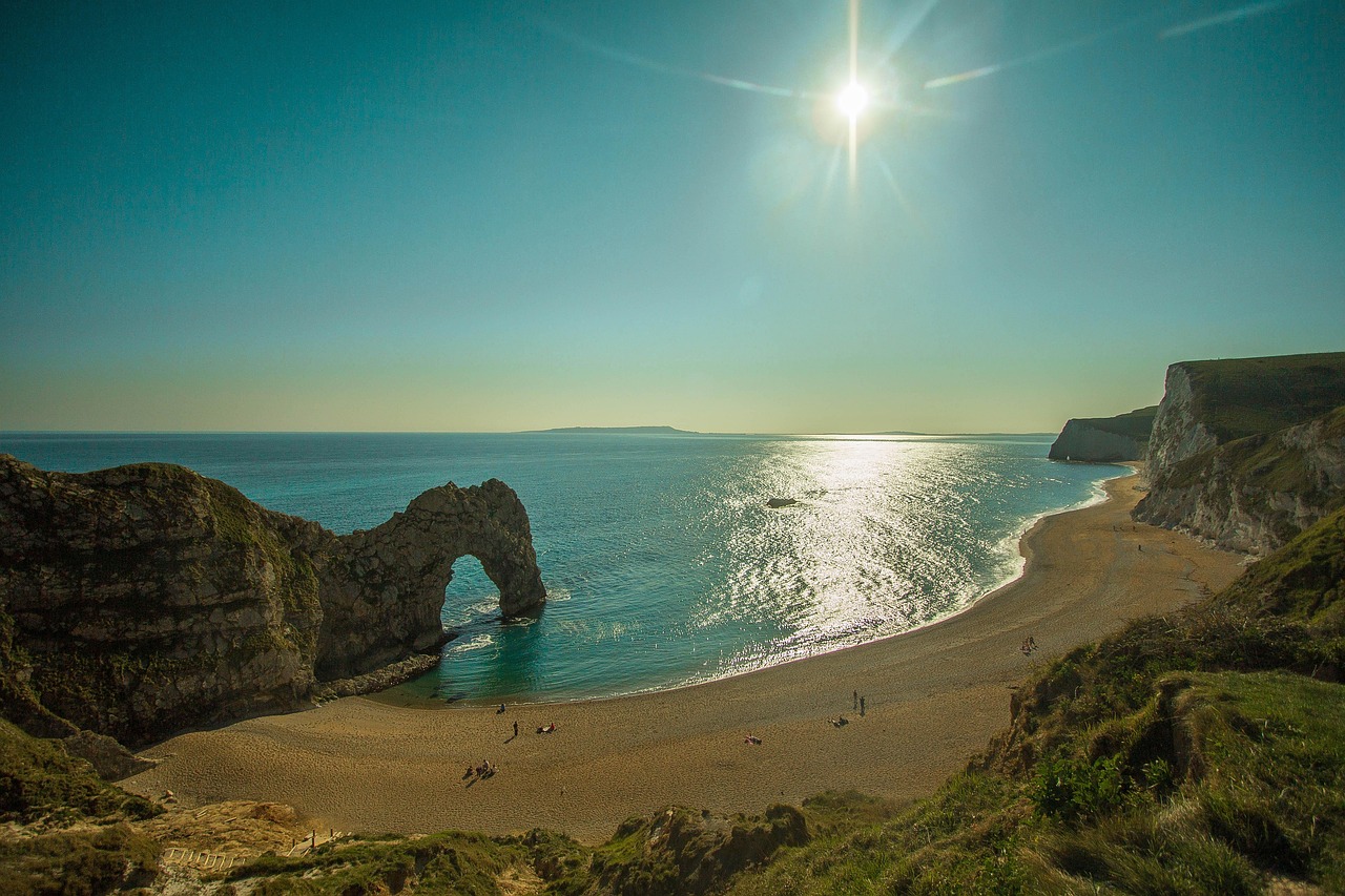 Durdle Door ...una spiaggia spettacolare sulle coste inglesi - Durdle Door | Secret World Trip Planner