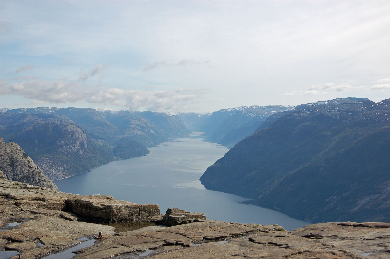 Il Preikestolen e l'infinito - Preikestolen | Secret World Trip Planner