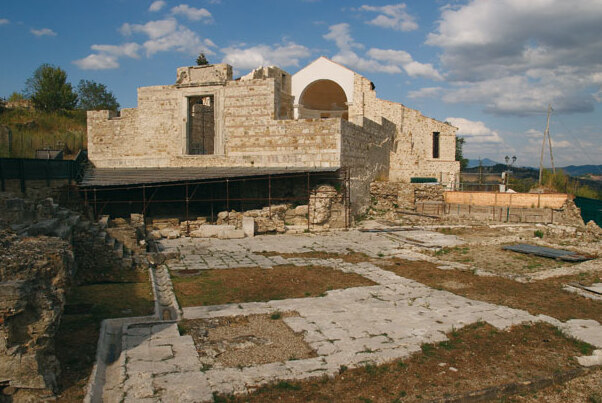 Strefa archeologiczna końca - 1 | Secret World Trip Planner