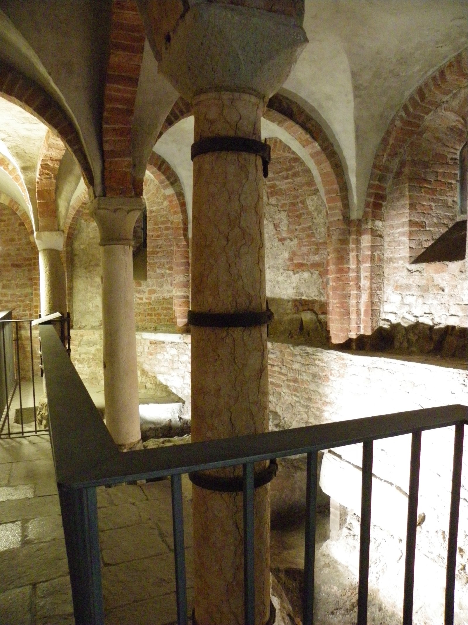 Milán | Cripta de S. Giovanni in Conca - Milano | Secret World Trip Planner