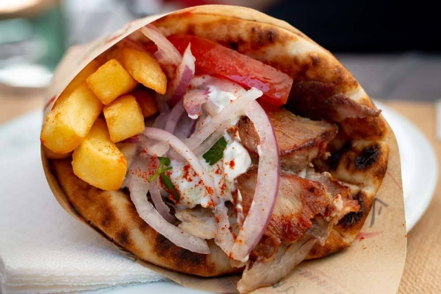 Gyros - Atene | Secret World Trip Planner
