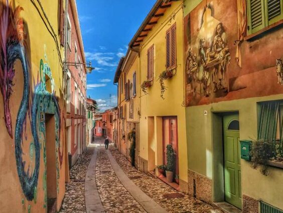 Dozza a kis falu egy dombon - Dozza | Secret World Trip Planner