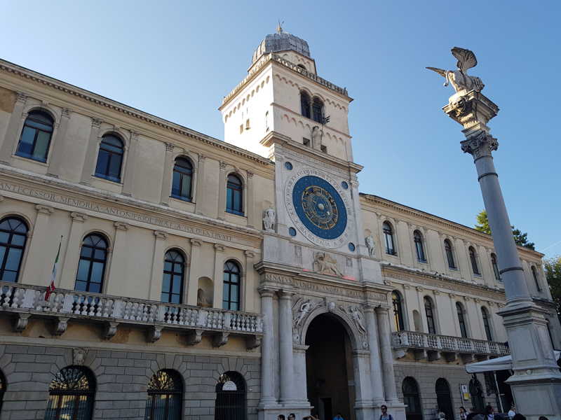Часовник Astrario - Padova | Secret World Trip Planner