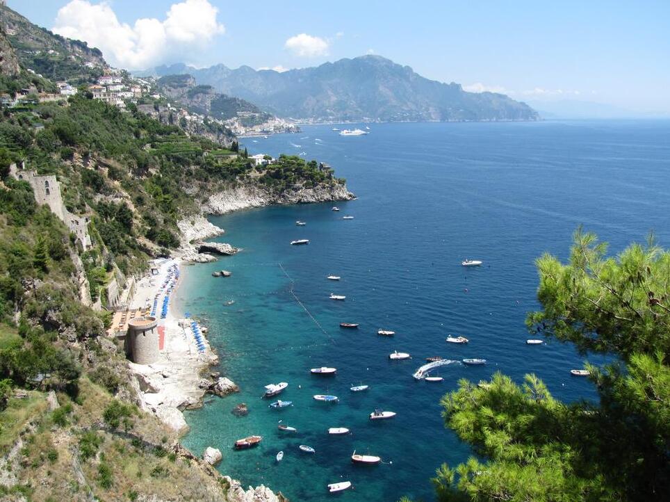 Conca dei Marini / un infinit mar de jardí - Conca dei Marini | Secret World Trip Planner