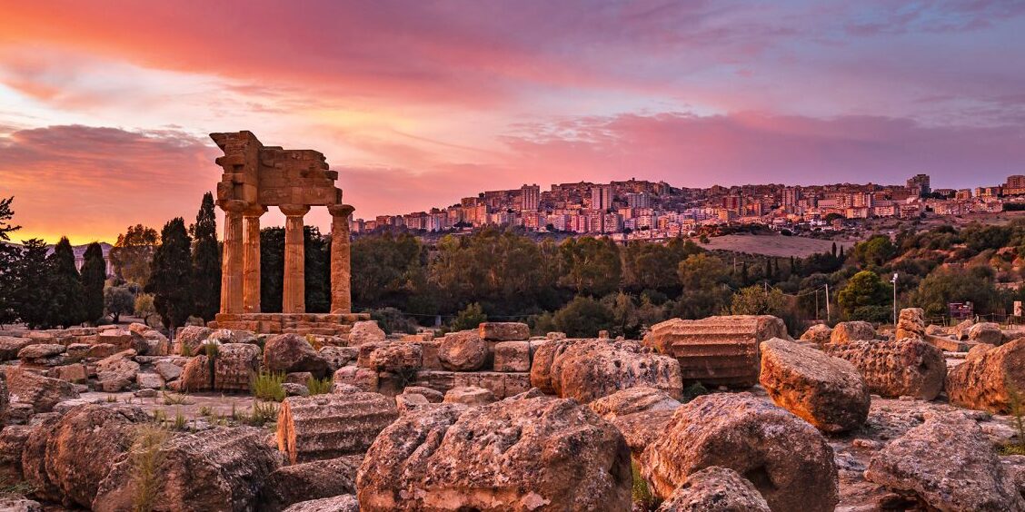 Unesco / Valley saka kuil Agrigento - 92100 Agrigento AG | Secret World Trip Planner