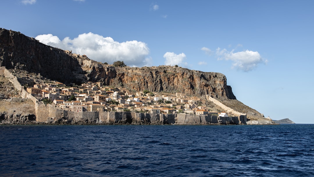 Monemvasia | دیواروں گاؤں - Malvasia | Secret World Trip Planner