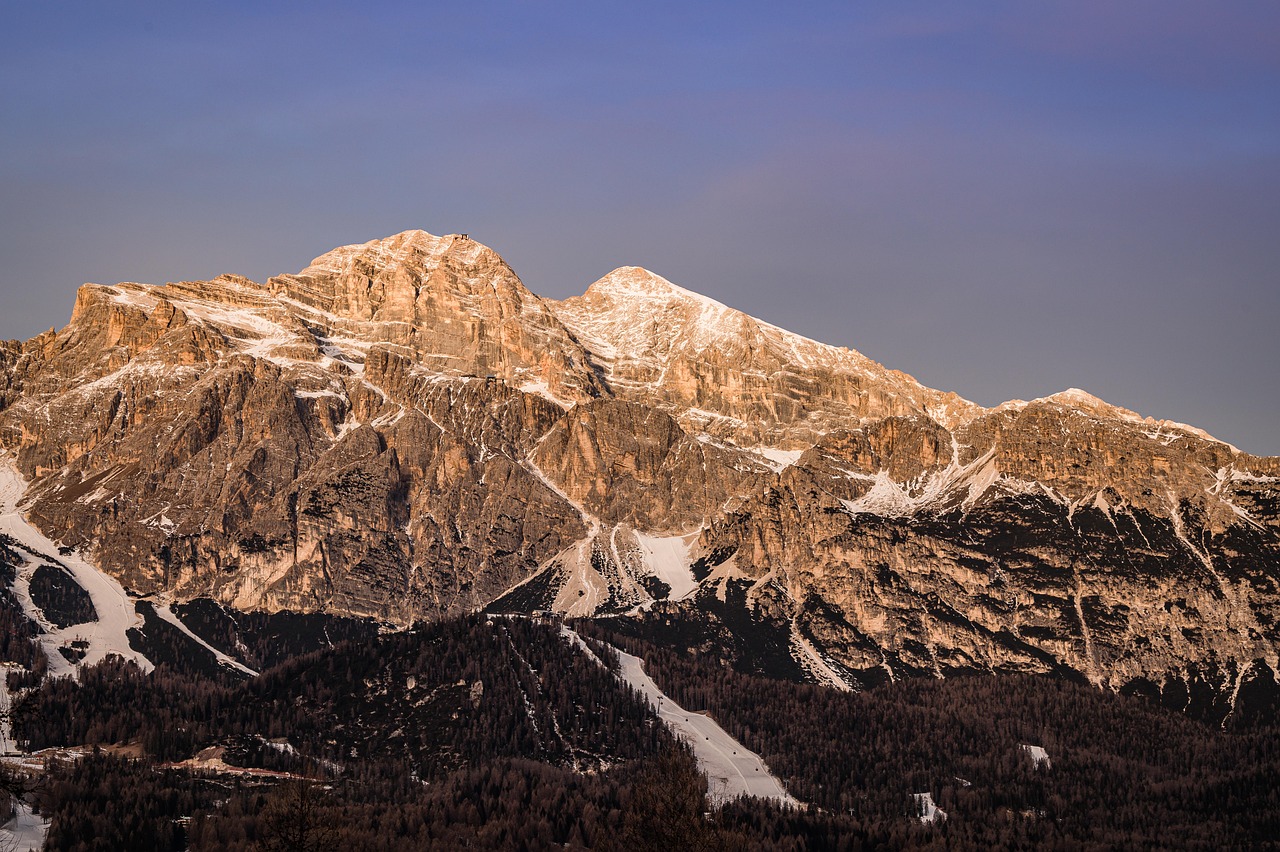 Cortina d'Ampezzo and the spectacular Sorapis Lake - Lago di Sorapis | Secret World Trip Planner