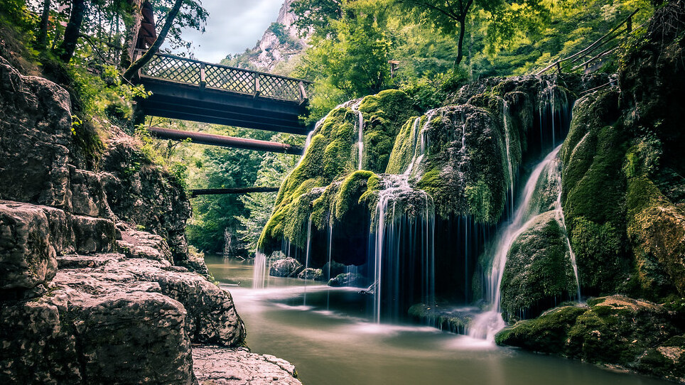 رومانيا / Bigar Waterfall - DN57B | Secret World Trip Planner