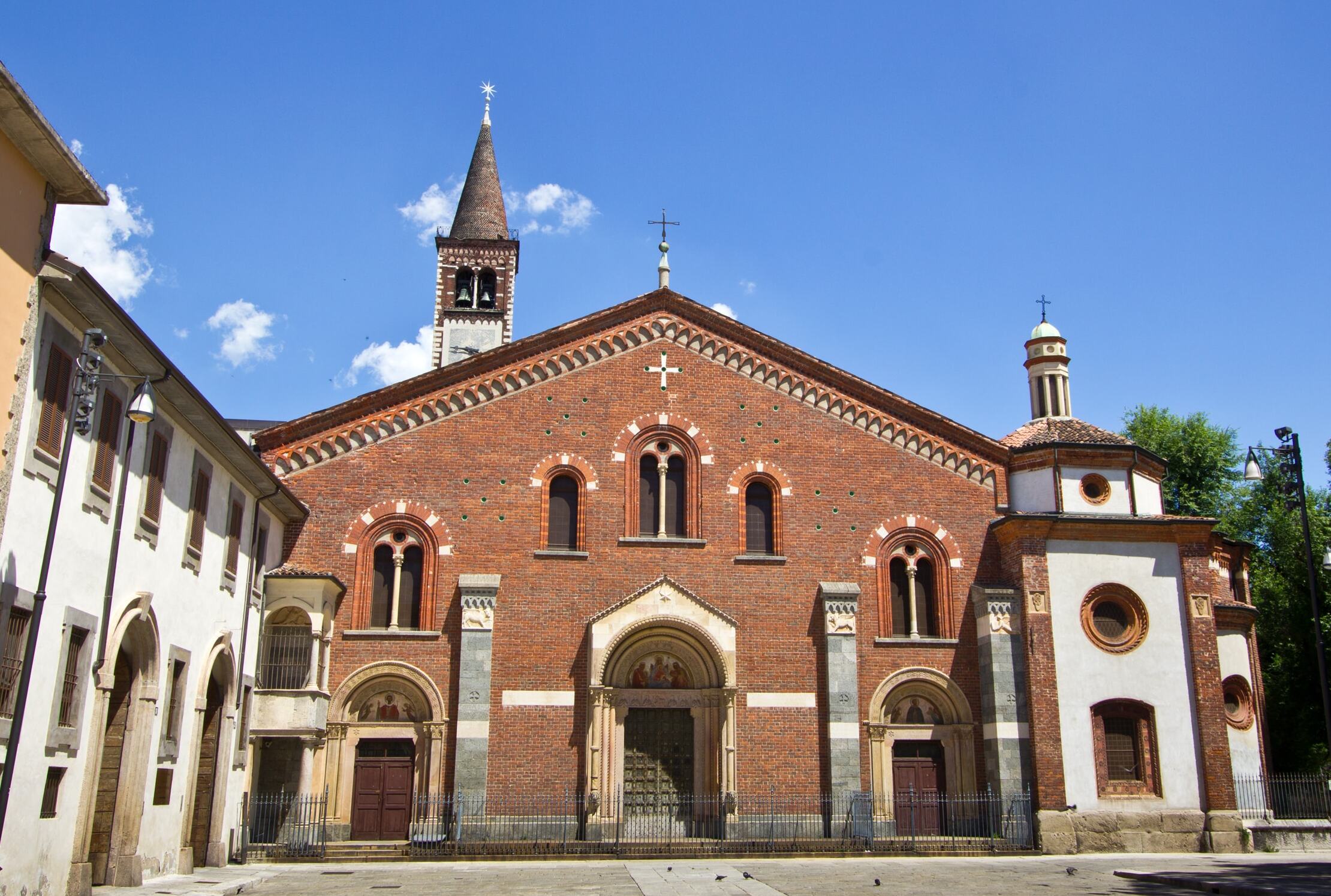 Milano | Basilica di S. Eustorgio - Milano | Secret World Trip Planner