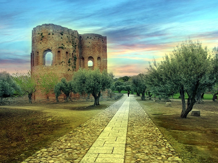Parque arqueolóxico de Scolacium - Strada Statale 106 Jonica | Secret World Trip Planner