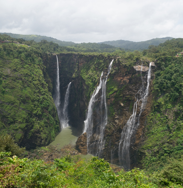 最高的瀑布：乔格瀑布 - Jog Falls | Secret World Trip Planner