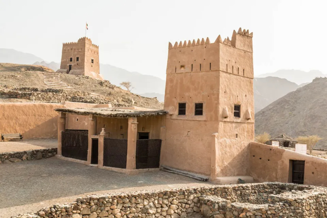 盖尔堡 - Al Hail Village | Secret World Trip Planner