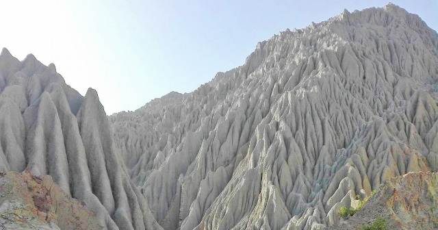 Parco nazionale di Hingol - Asha Pura | Secret World Trip Planner