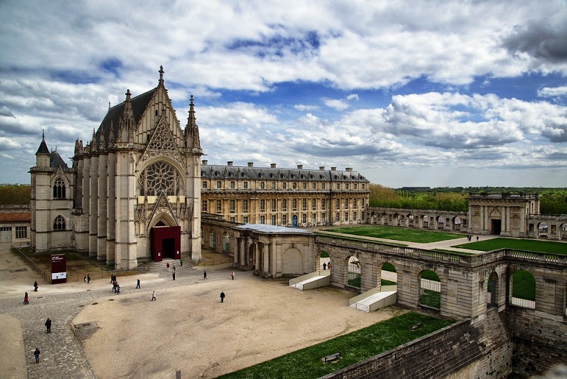 Sainte - - Paris | Secret World Trip Planner