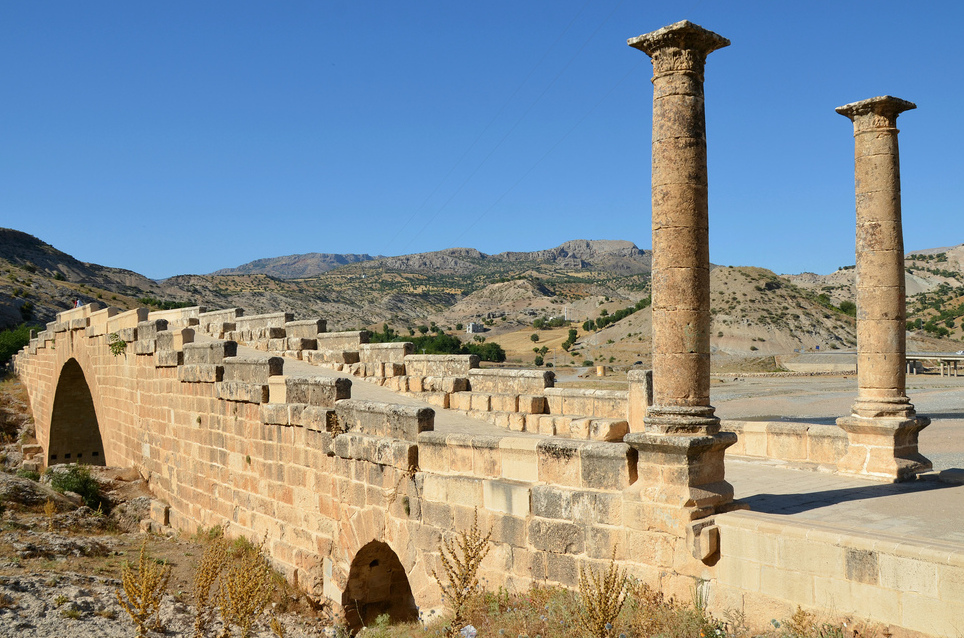 Unesco | Ponte di Cendere, noto anche come Sposa di Severan — Kahta Sincik Yolu