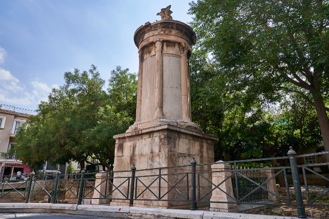 Monumentul coragic al lui Lysicrates - Athina | Secret World Trip Planner