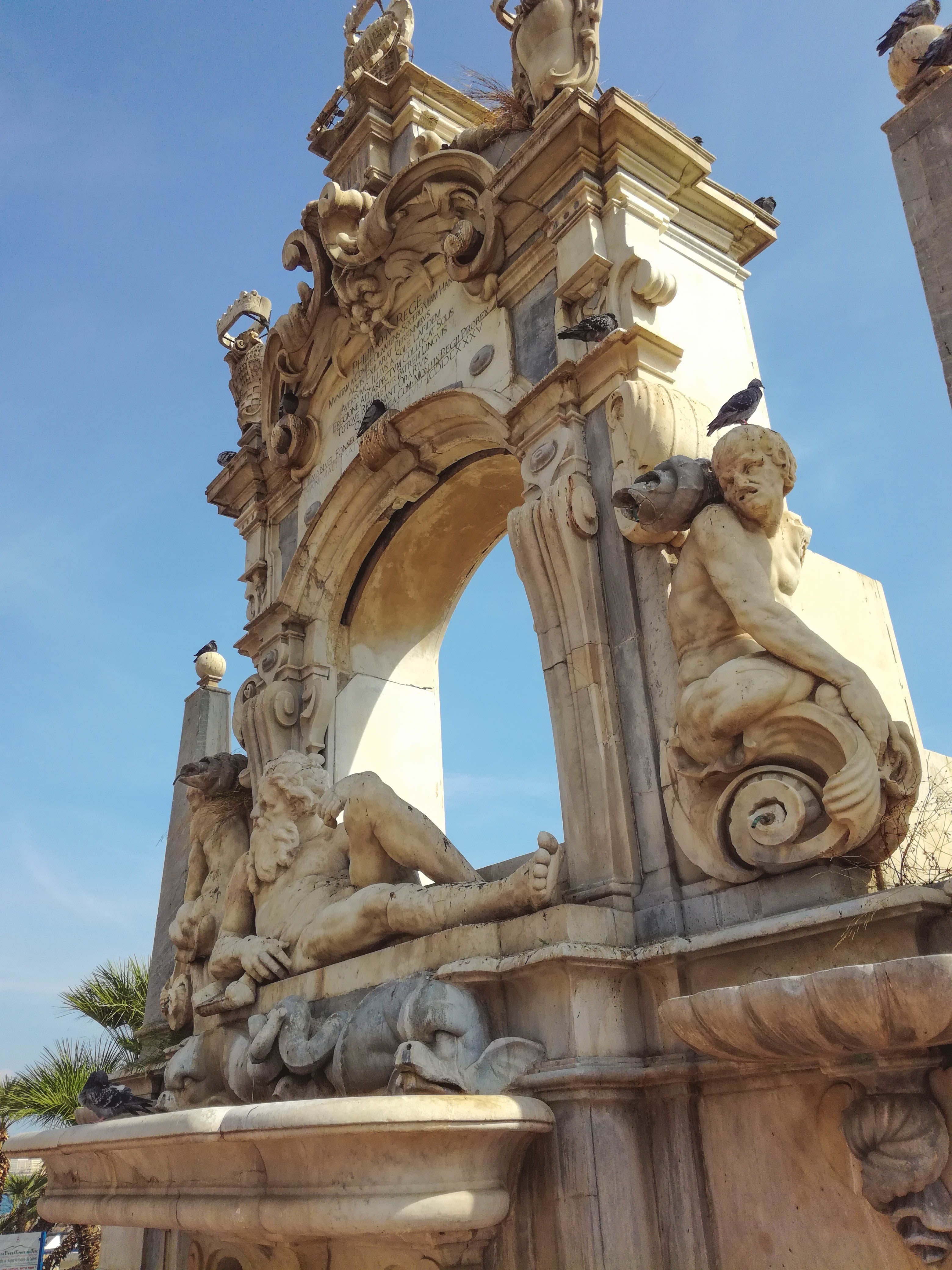Napolira / du Sebeto Iturria - Napoli | Secret World Trip Planner
