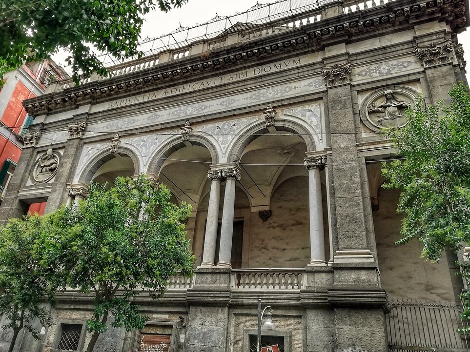 Napolira / Eliza S. Maria della Sapienza - Napoli | Secret World Trip Planner