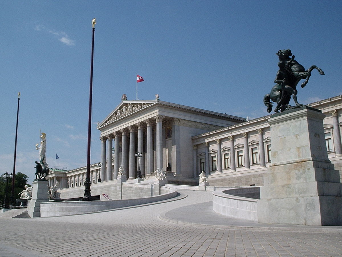 Avusturya Parlamento Binası - Wien | Secret World Trip Planner