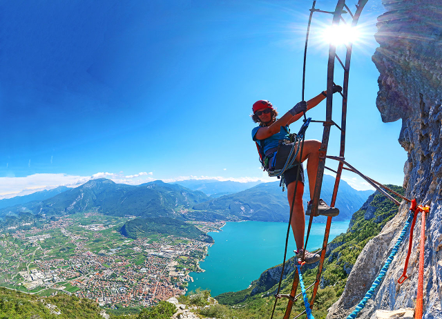 Ferrata Persahabatan - Riva del Garda | Secret World Trip Planner