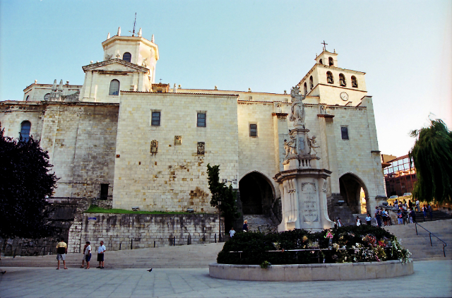 Santanderi Nagyboldogasszony katedrálisa - Santander | Secret World Trip Planner