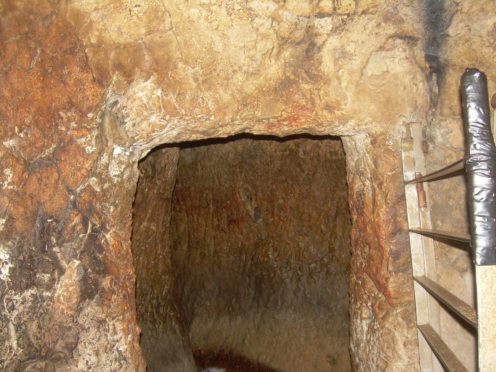 Il Tunnel di Ezechia - Jerusalem | Secret World Trip Planner