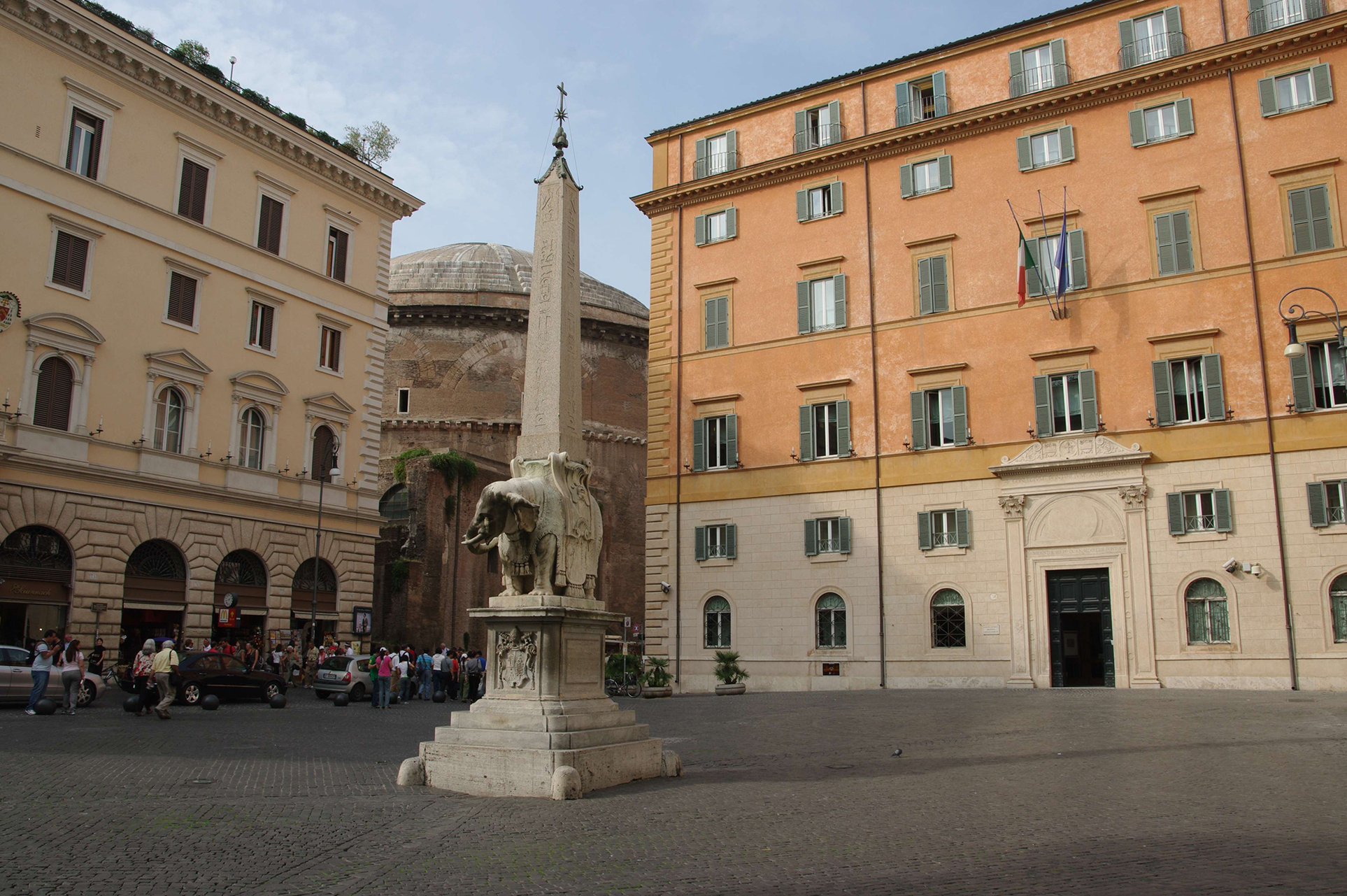 Della rocca Minerva va uning Jo'ja - Roma | Secret World Trip Planner