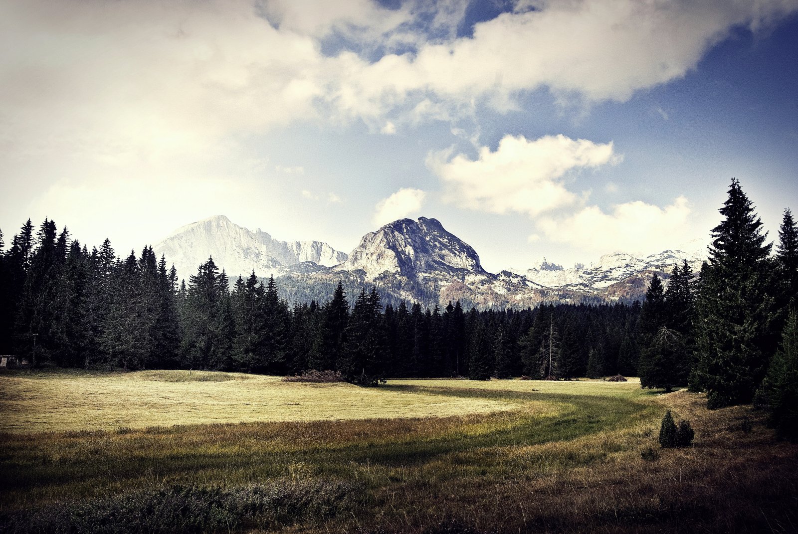 Durmitor National Park in Montenegro - Žabljak | Secret World Trip Planner