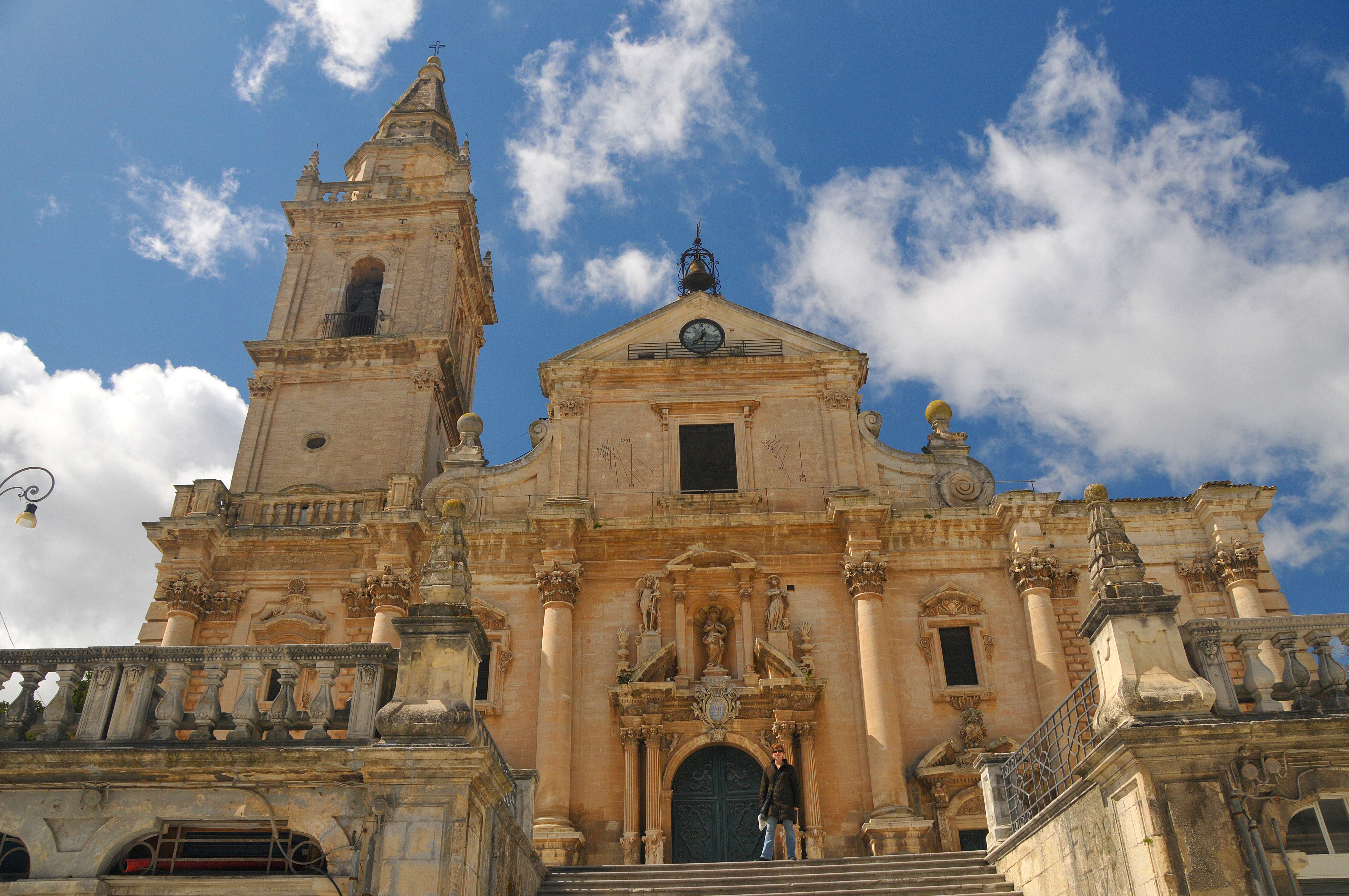 Katedral San Giorgio (Ragusa) - Ragusa | Secret World Trip Planner