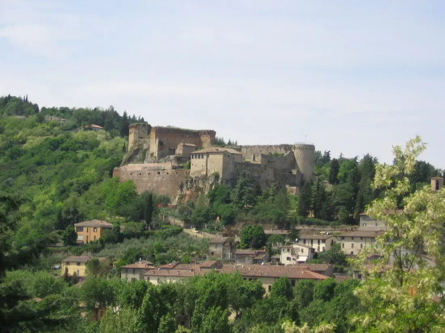 ಕ್ಯಾಸ್ಟ್ರೋಕಾರೊ ಟರ್ಮೆ - Castrocaro Terme | Secret World Trip Planner