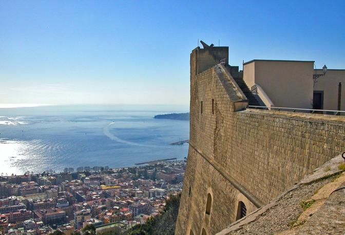 کیسل سینٹ ایلمو - Napoli | Secret World Trip Planner