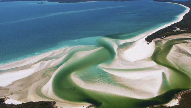 Whitehaven Beach - Whitsundays | Secret World Trip Planner