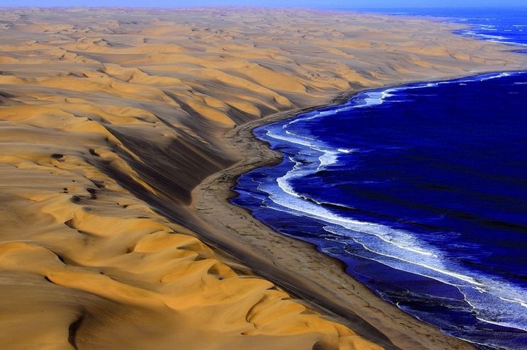 Namib Desert: The most spectacular dunes of the World - Swakopmund | Secret World Trip Planner