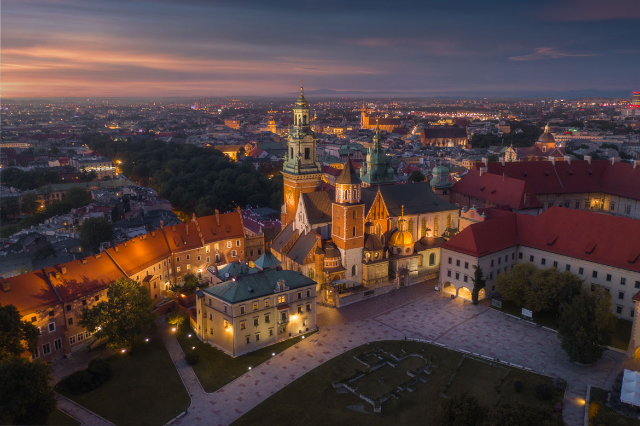 ವಾವೆಲ್ ಸ್ಯಾಸಲ್ - Kraków | Secret World Trip Planner