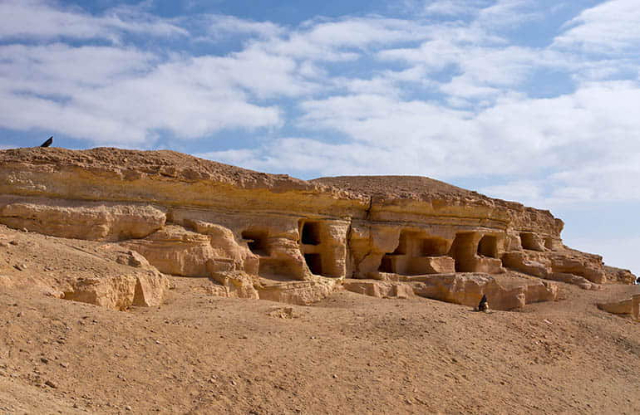 A montaña dos mortos - Siwa | Secret World Trip Planner