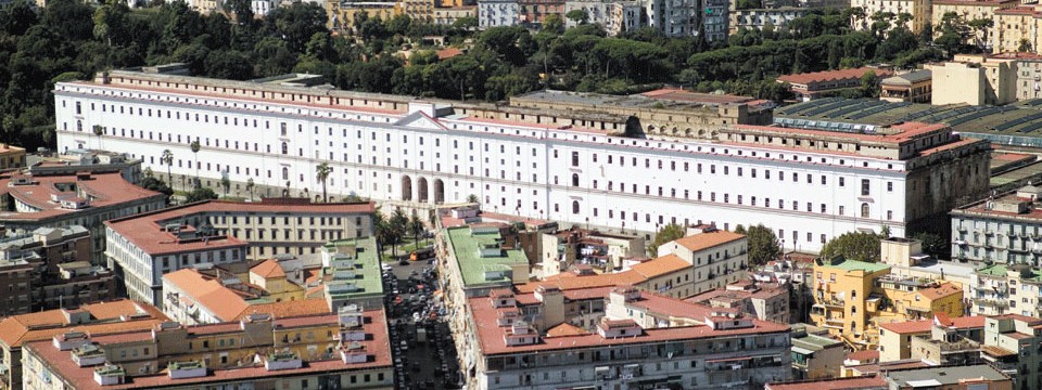 Óstán Fíor na mBocht - Napoli | Secret World Trip Planner