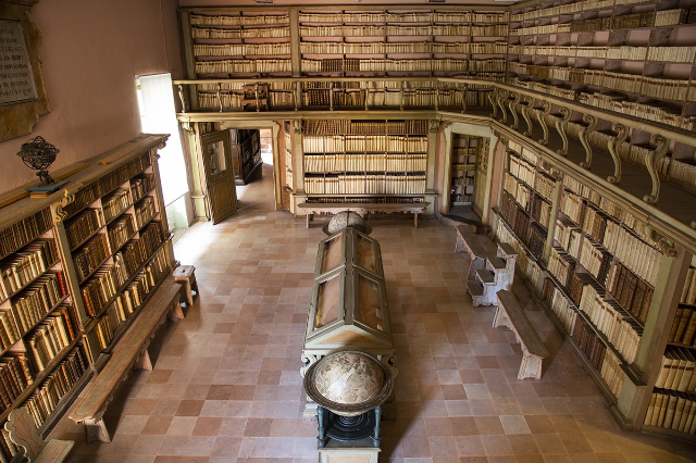 Perpustakaan Umum Gambalunga - Rimini | Secret World Trip Planner