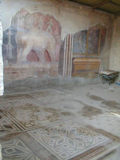 Hus av Achilles Lararium | Secret World Trip Planner