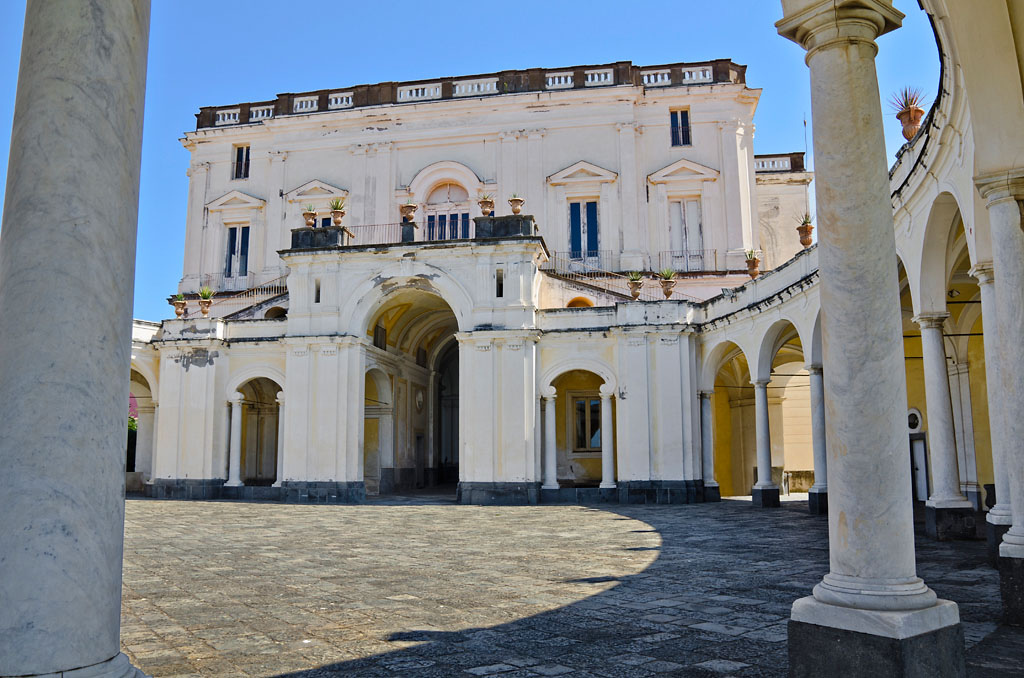 ਵਿਲਾ ਕੈਂਪੋਲੀਟੋ - Ercolano | Secret World Trip Planner