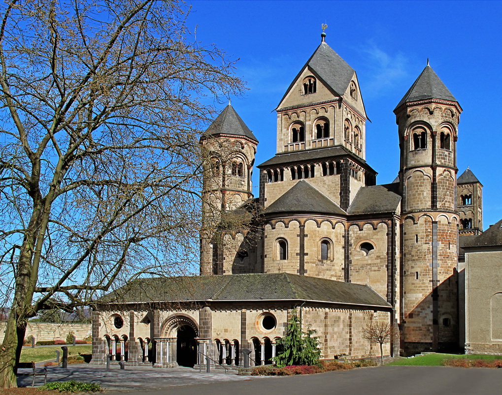 Abația Maria Laach - Glees | Secret World Trip Planner