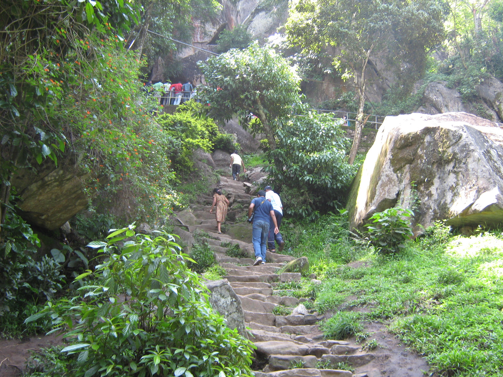 Edakkal Caves in North Kerala - Nenmeni | Secret World Trip Planner