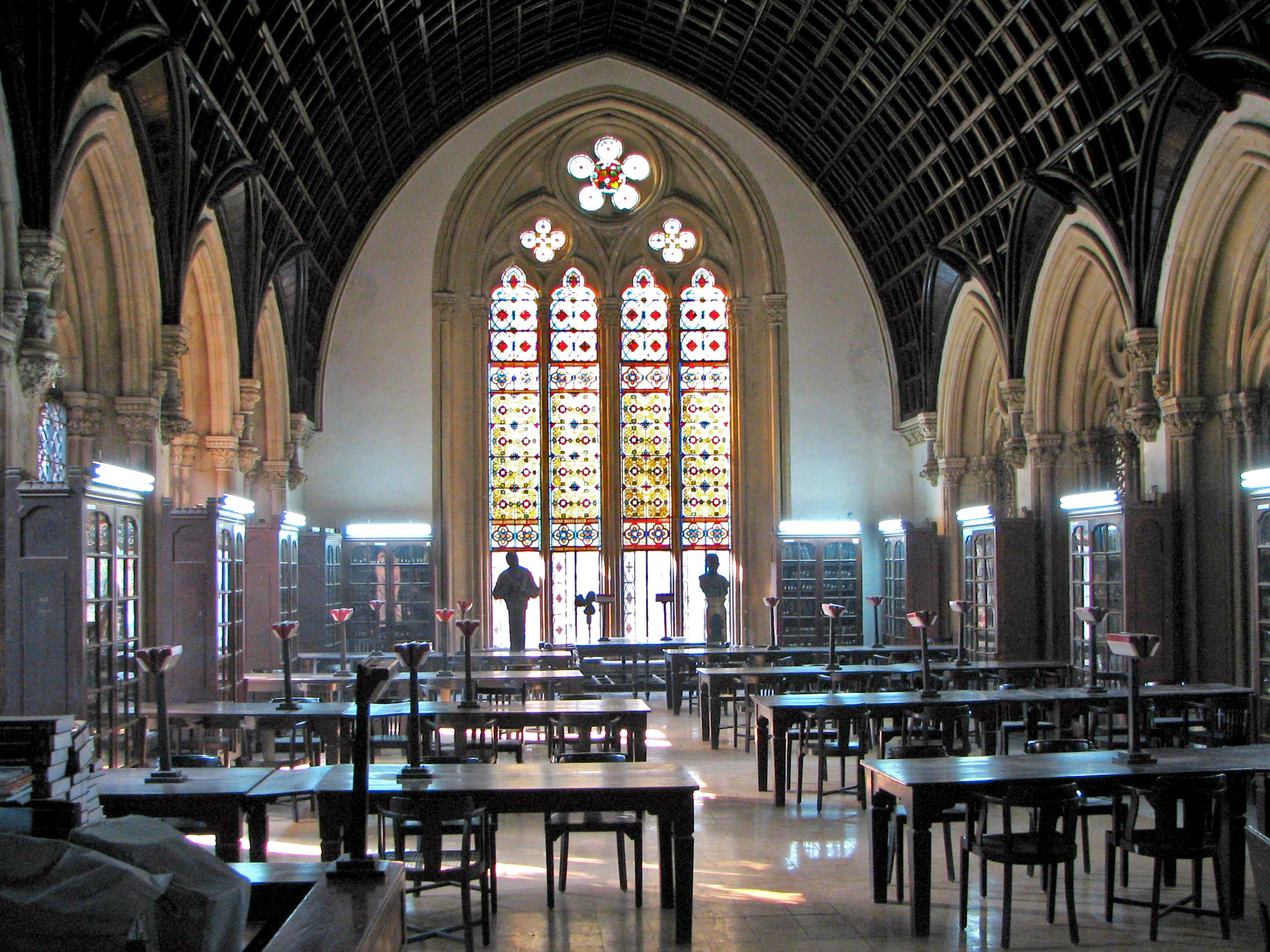 Biblioteca de la universitat de Mumbai - Mumbai | Secret World Trip Planner