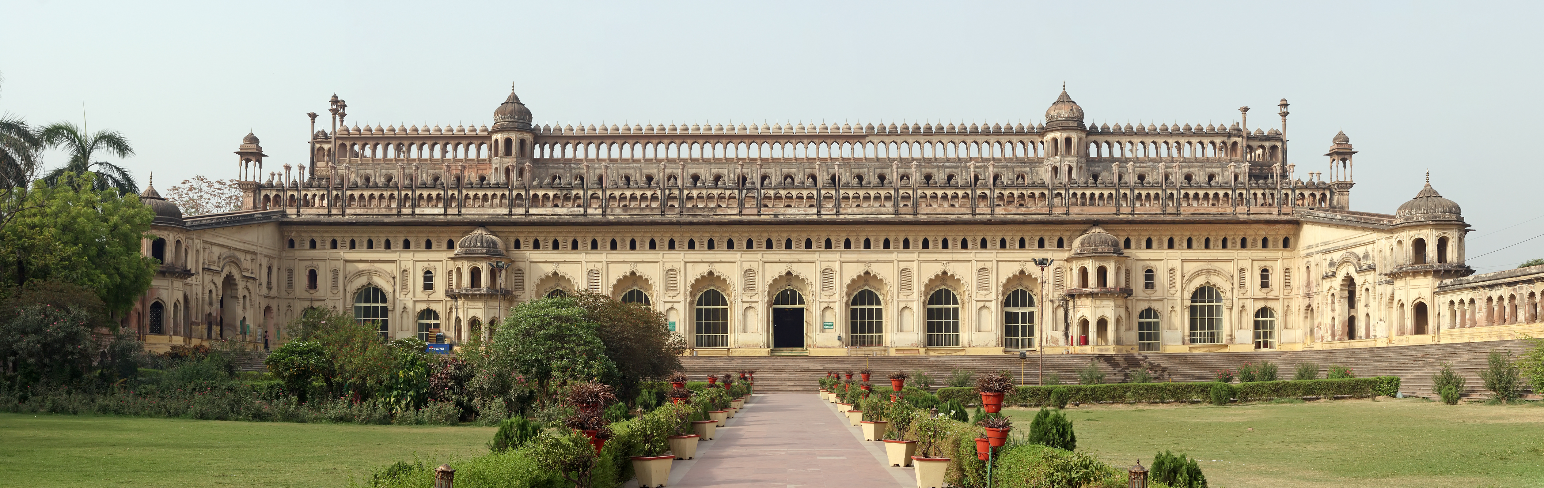 Bara Imambara - Lucknow | Secret World Trip Planner