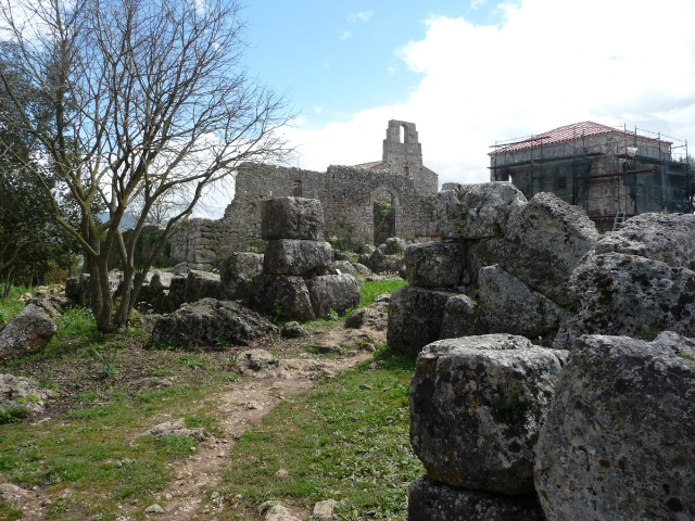 Die Geheimnisse des Nekromanteion von Ephyra - Mesopotamos | Secret World Trip Planner