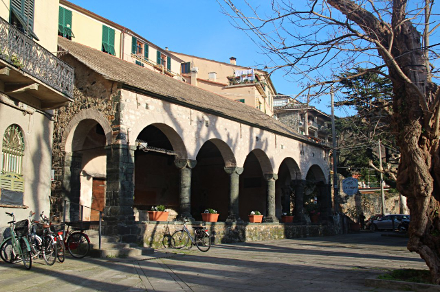 Stredoveká lodžia - Levanto | Secret World Trip Planner